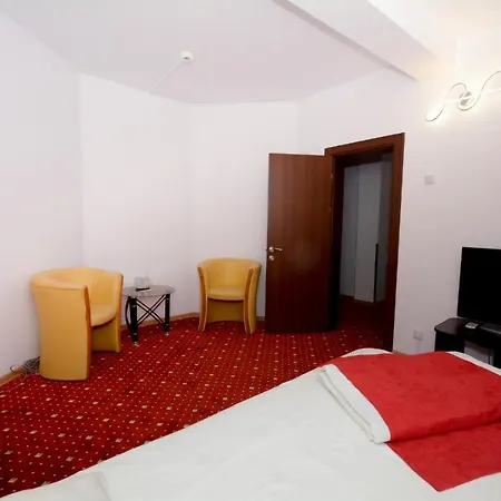 Magic - Center 3*